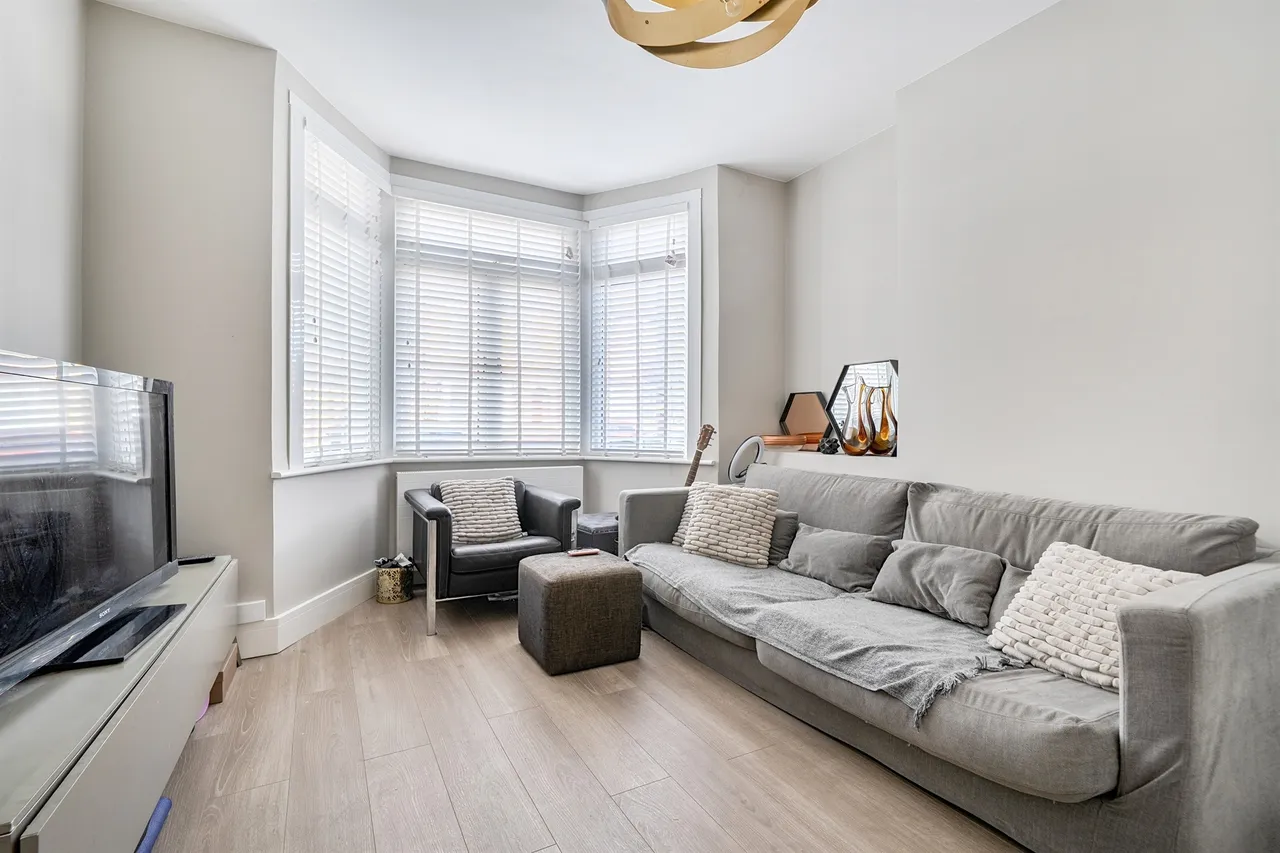 Leighton Road, Enfield, EN1, photo 3