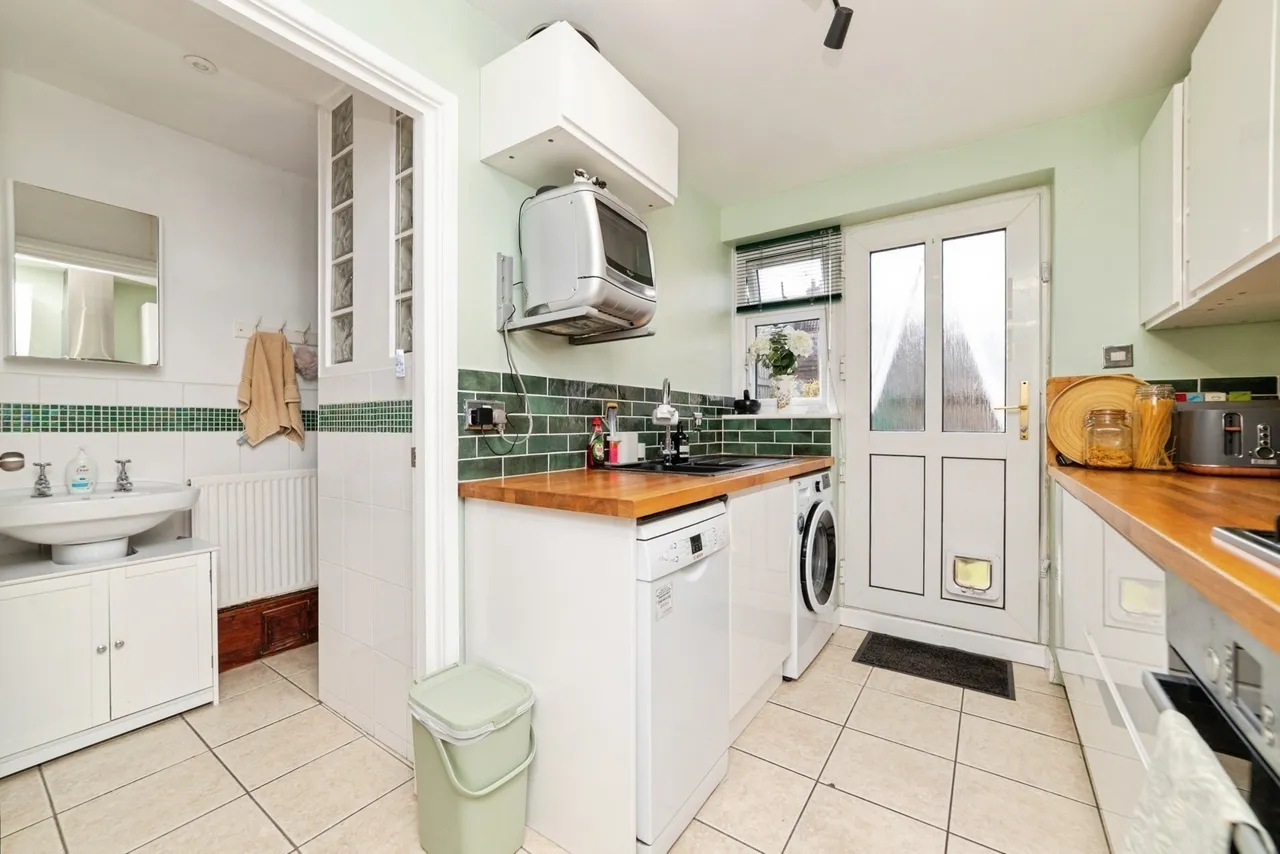 Hospital Road, Arlesey, Bedfordshire, SG15, photo 5