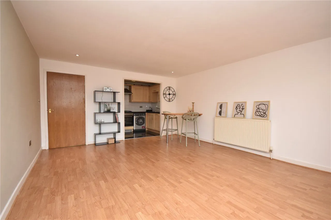 Great North Road, Micklefield, LS25, photo 3
