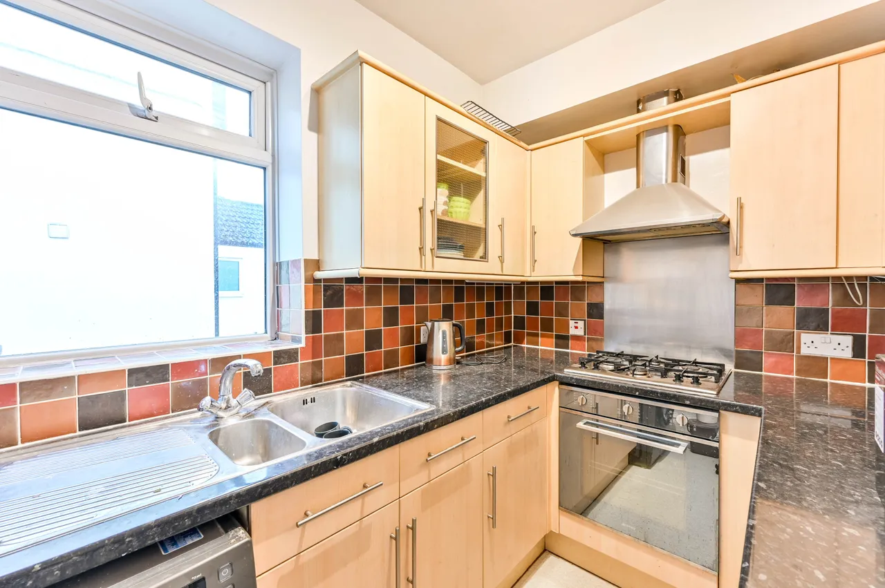 New Malden, KT3, photo 3