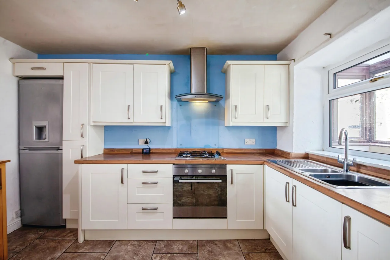 Loxley Road, SHEFFIELD, South Yorkshire, S6, photo 5