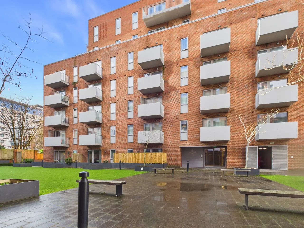 2 bed petersfield avenue, slough, berkshire,sl2 for sale, Slough, Berkshire