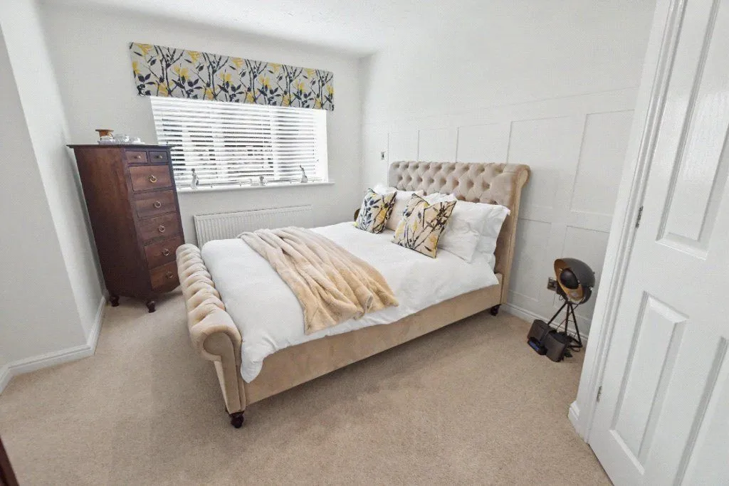 Greenmoor Avenue, Farnley, LS12, photo 19