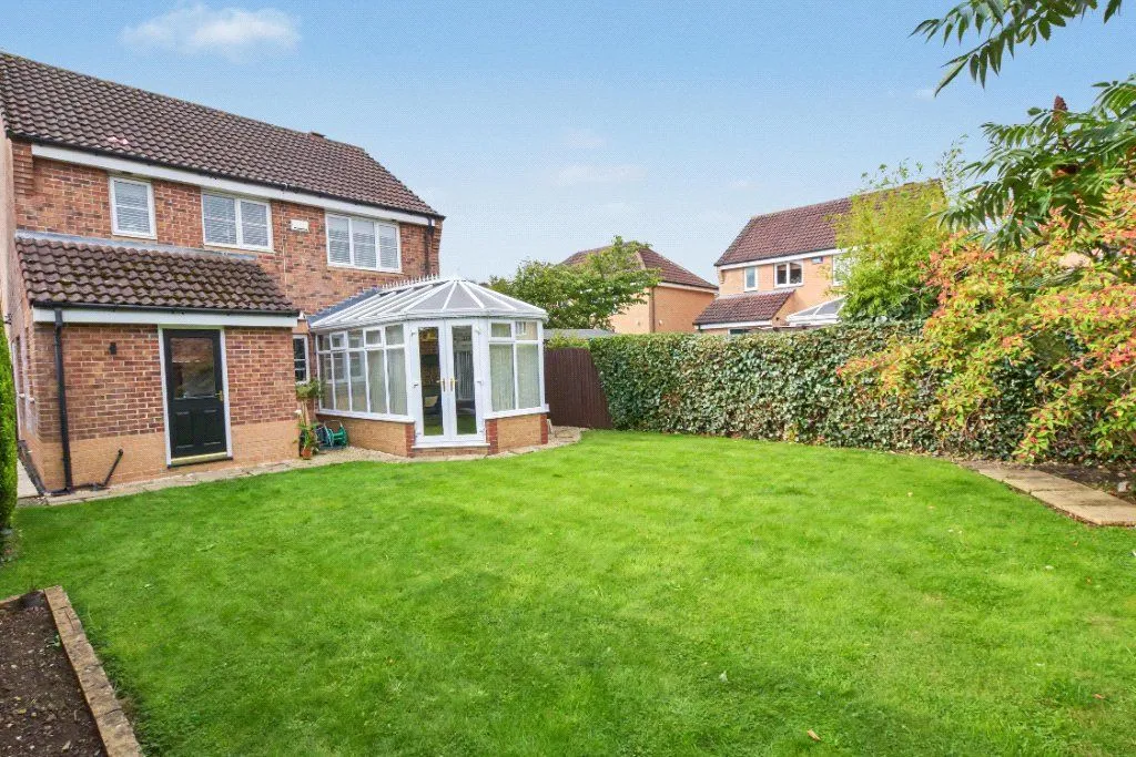 Greenmoor Avenue, Farnley, LS12, photo 20