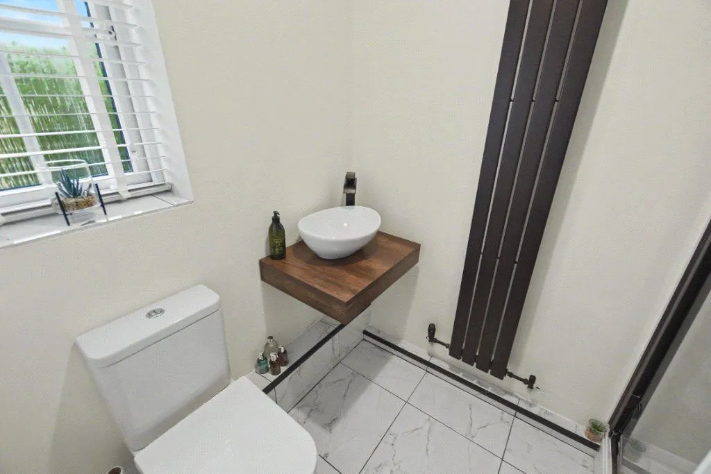 Greenmoor Avenue, Farnley, LS12, photo 7