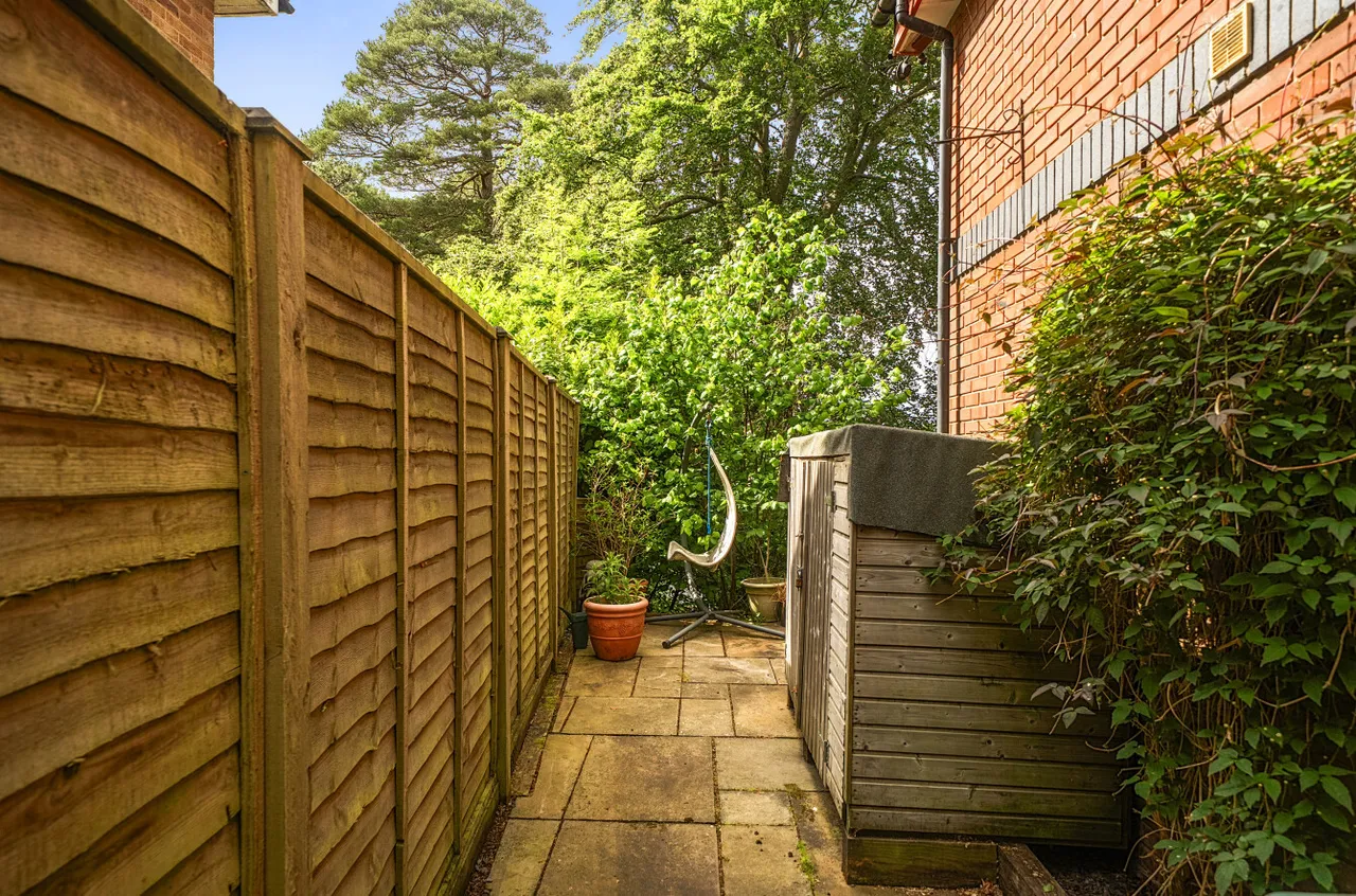 Winchester Road, Bassett, SO16, photo 26