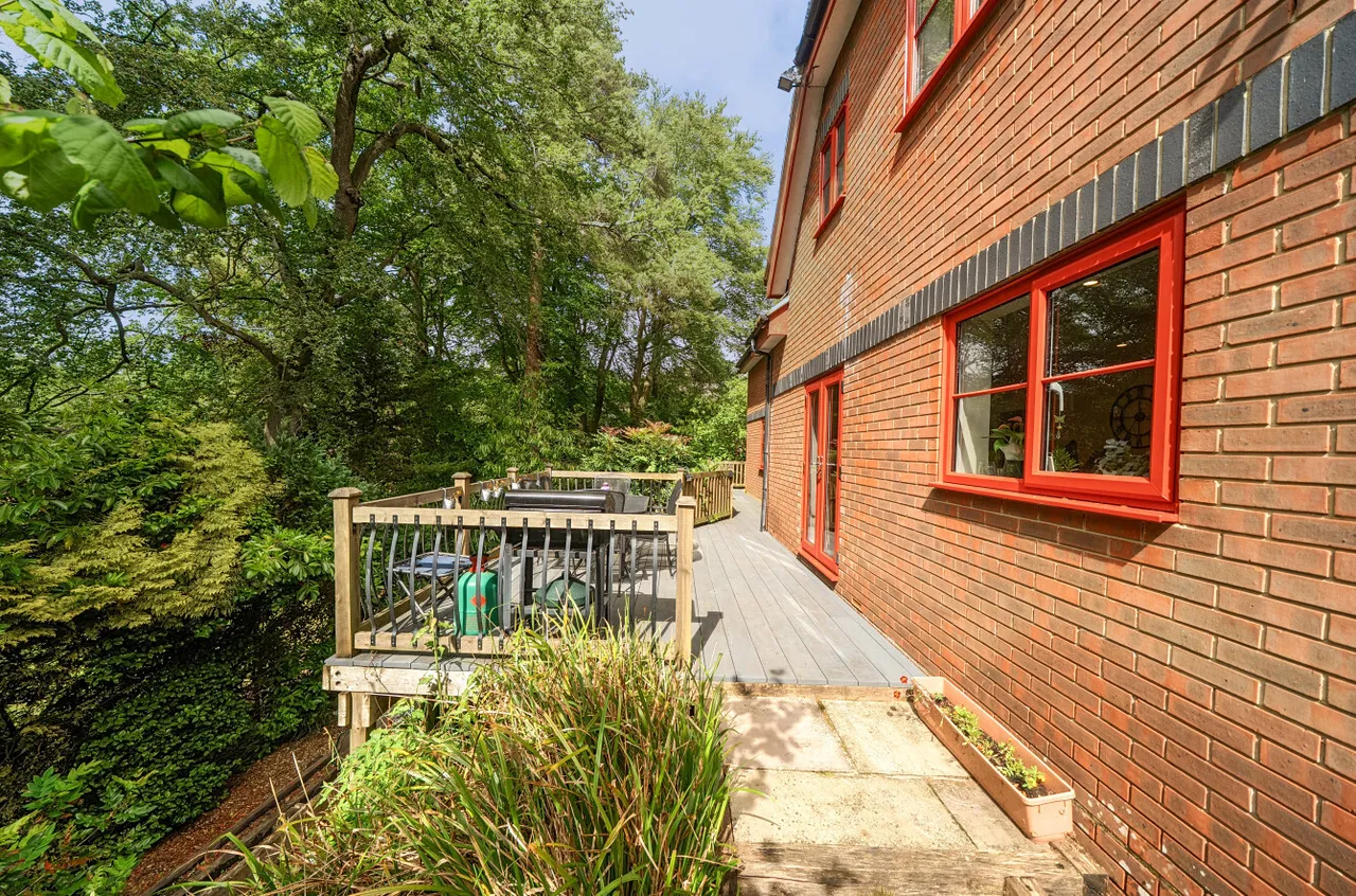 Winchester Road, Bassett, SO16, photo 17