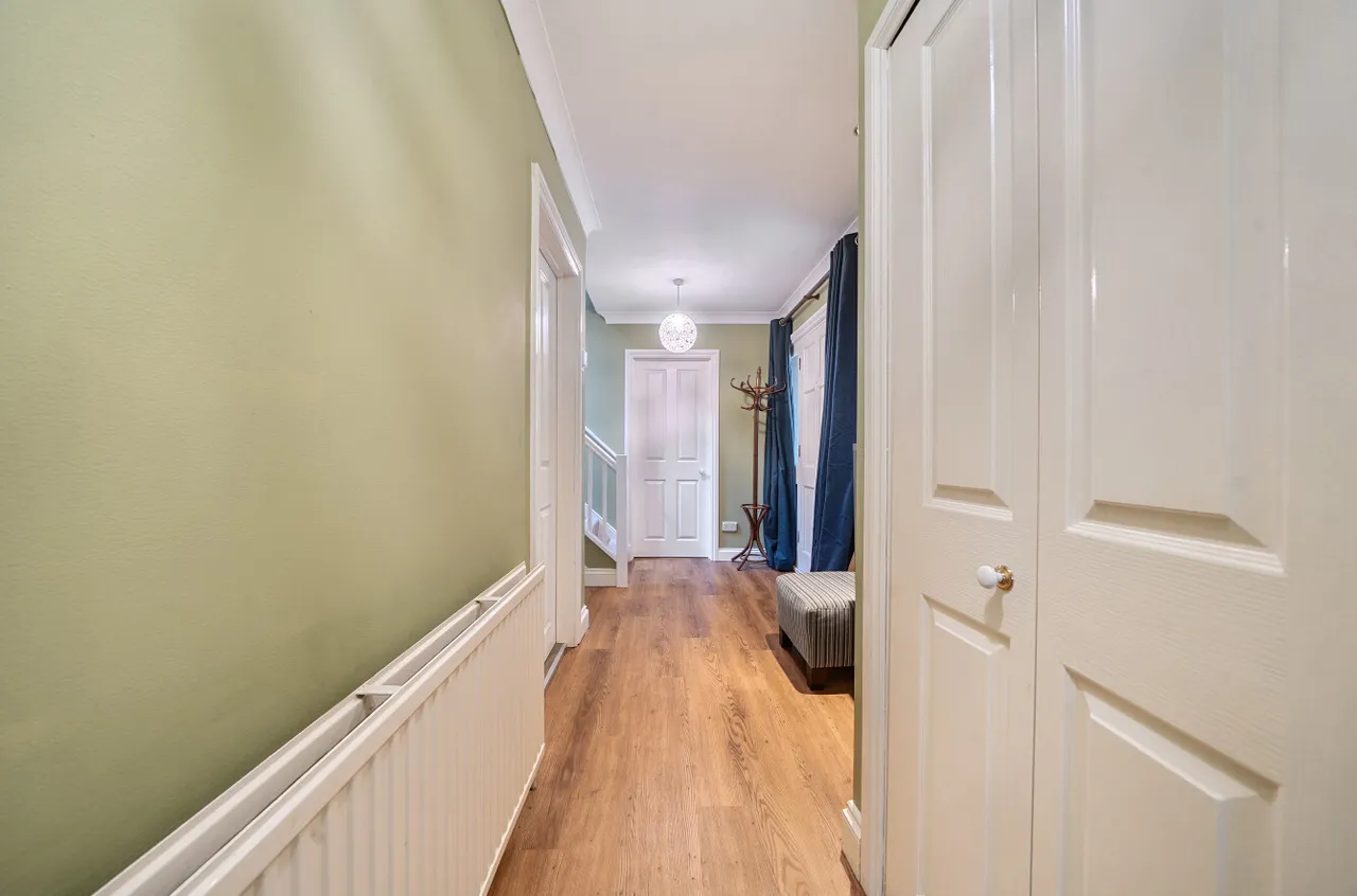 Winchester Road, Bassett, SO16, photo 5