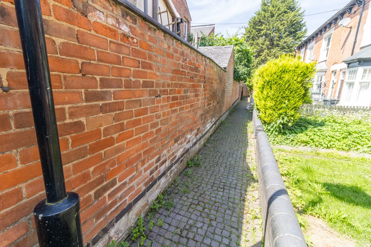 Gordon Avenue, Leicester, Leicester, LE2 1AA, photo 16