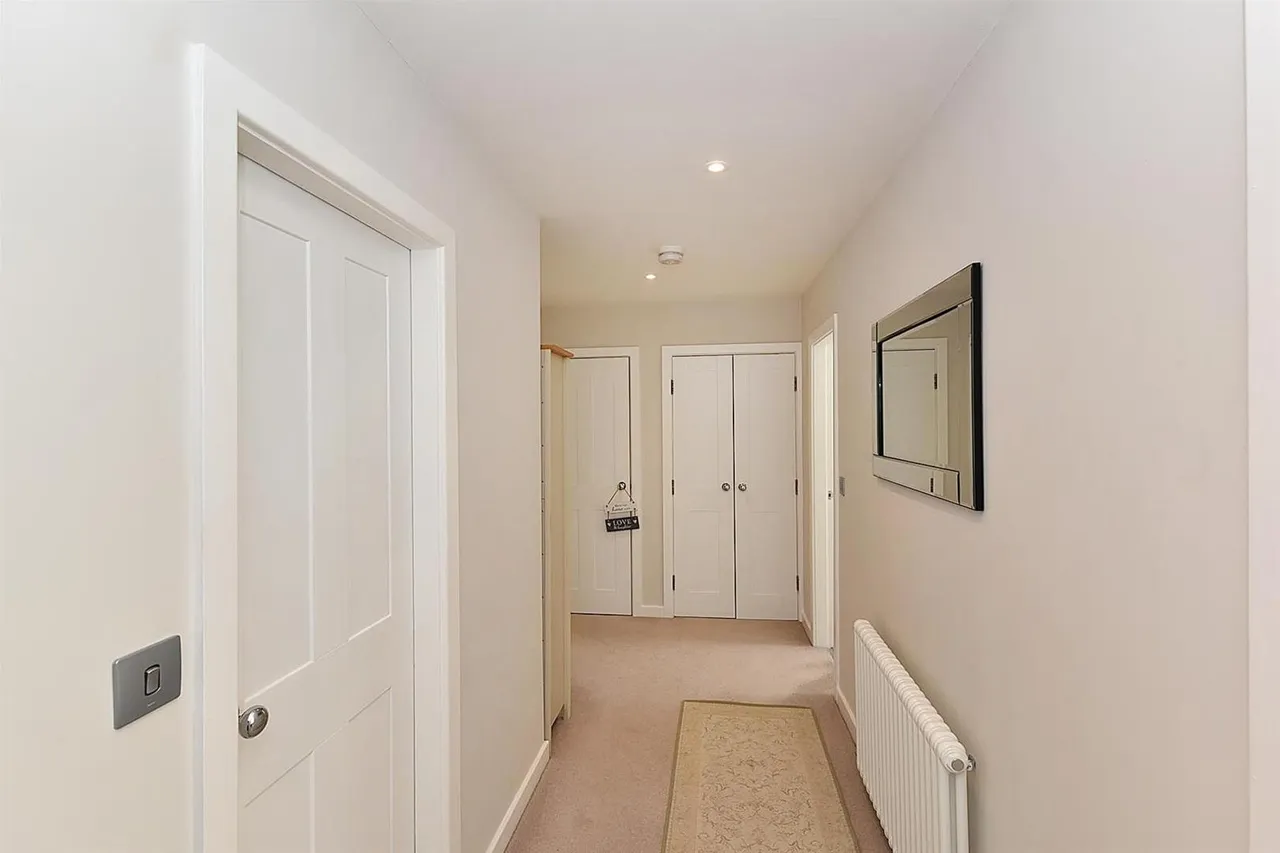 Windsor House, Knightsbridge Square, Macclesfield, photo 8