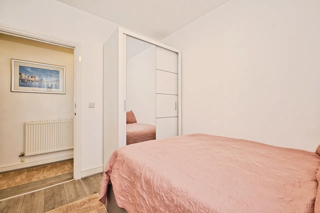 Crofton Avenue, Yeovil, BA21, photo 10