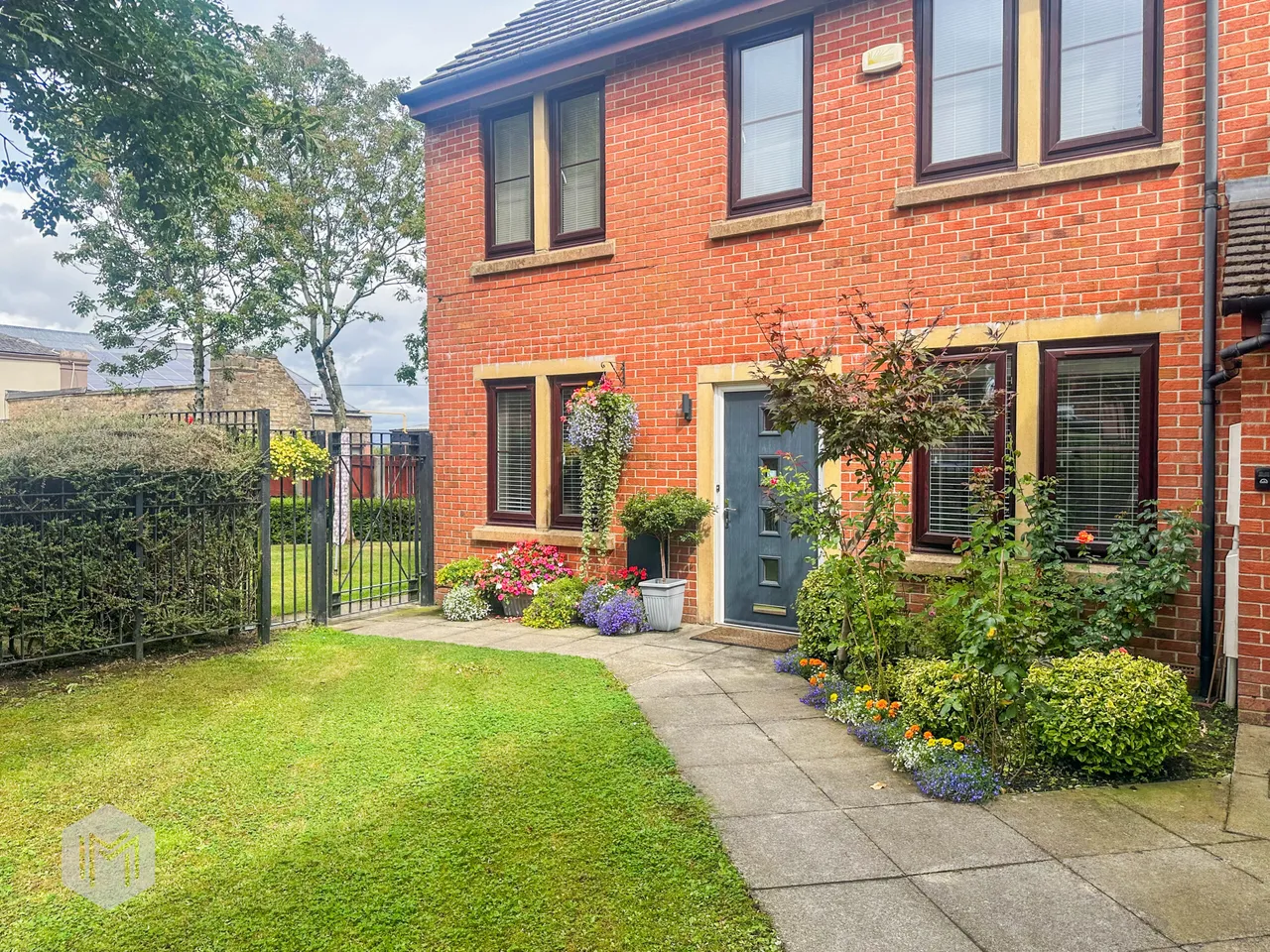 2 bed flat for sale — Parish Walk, Ainsworth, Bolton, BL2 5SR