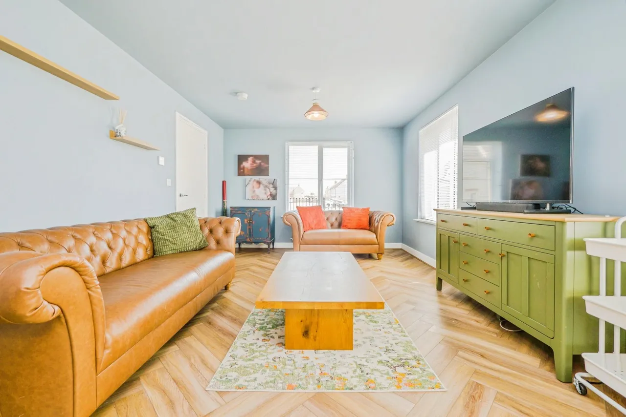 Thomas Clarke Road, Cowbridge, CF71, photo 4