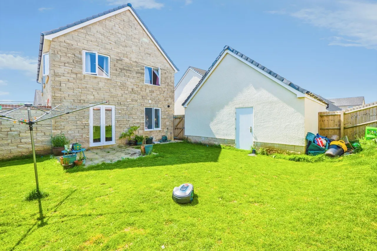 Thomas Clarke Road, Cowbridge, CF71, photo 27