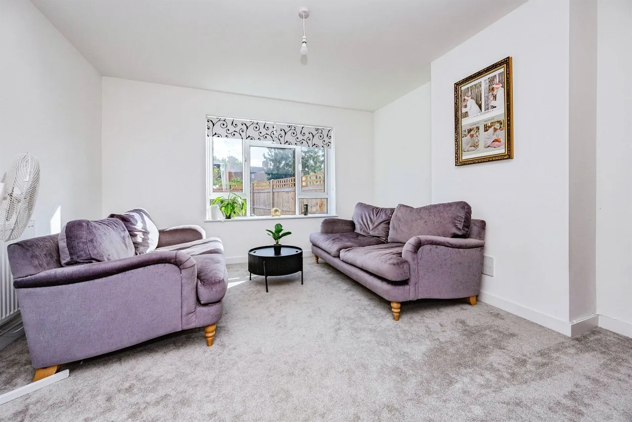 Rosehill Gardens, Abbots Langley, WD5, photo 2