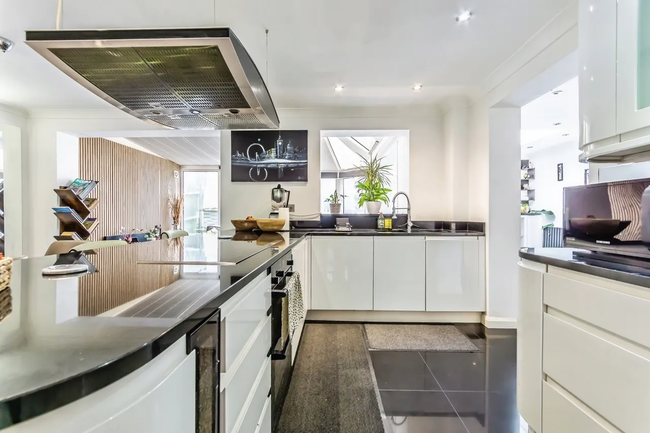 Sandpiper Road, South Croydon, Surrey, CR2, photo 3