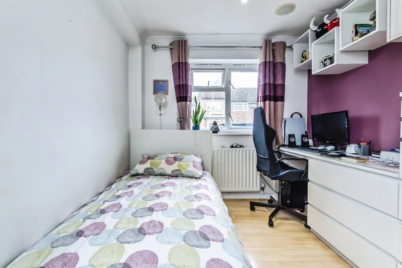 Sandpiper Road, South Croydon, Surrey, CR2, photo 12