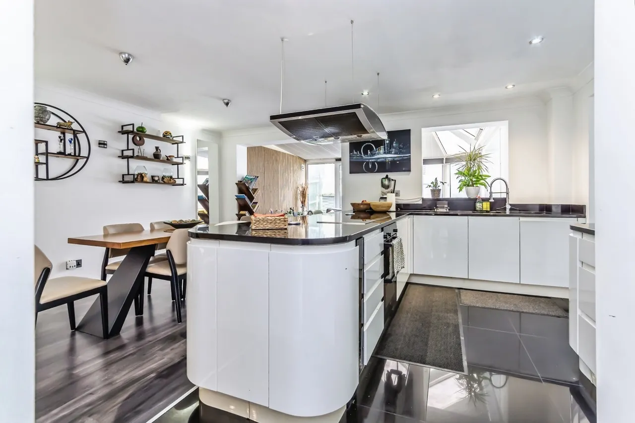 Sandpiper Road, South Croydon, Surrey, CR2, photo 4