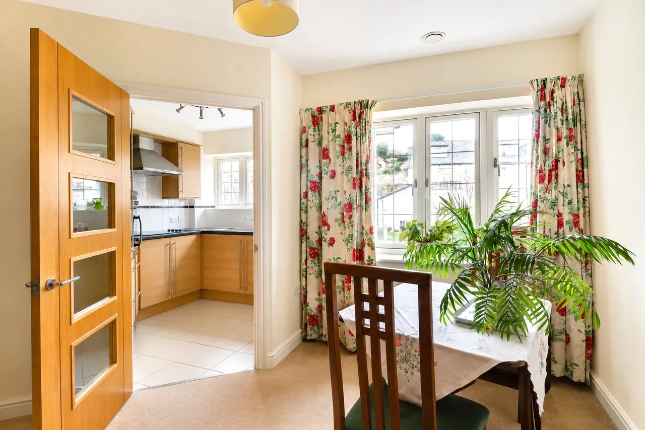 Beechfield Court, The Parks, TA24, photo 2