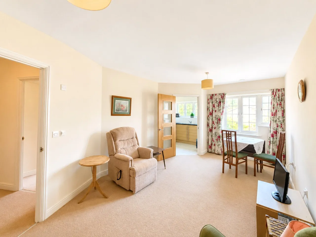 Beechfield Court, The Parks, TA24, photo 5