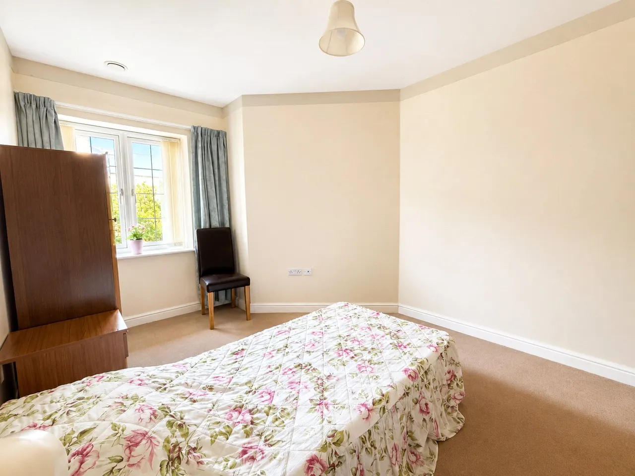 Beechfield Court, The Parks, TA24, photo 11