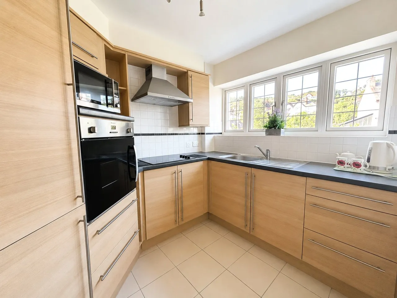 Beechfield Court, The Parks, TA24, photo 4