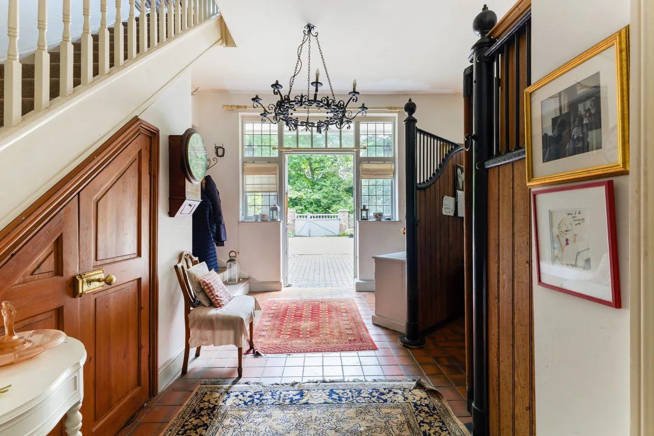 Rodgate Lane, Haslemere, GU27, photo 7