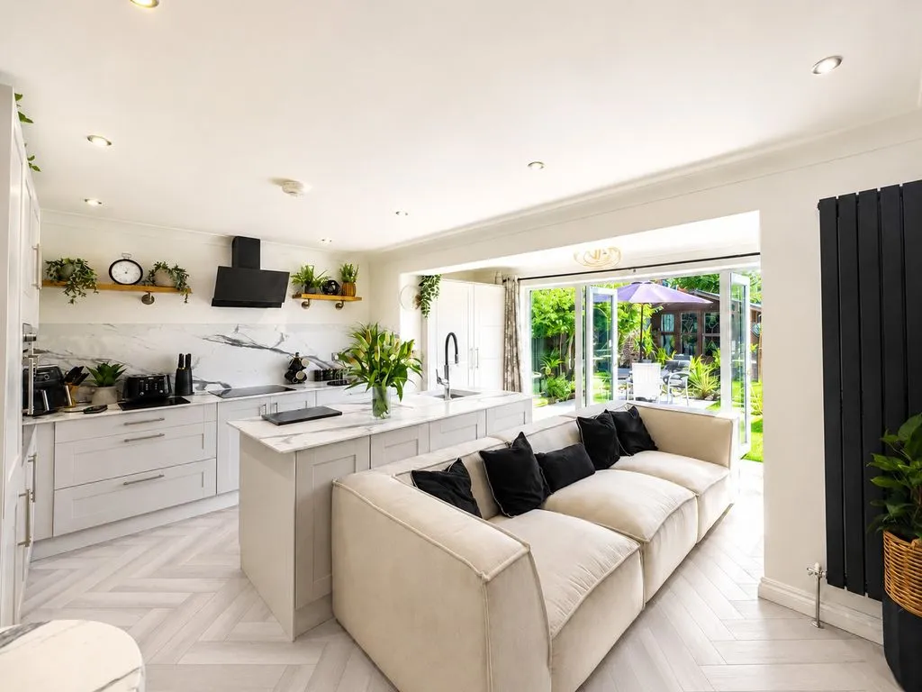 Severn Drive, Burntwood, WS7, photo 3