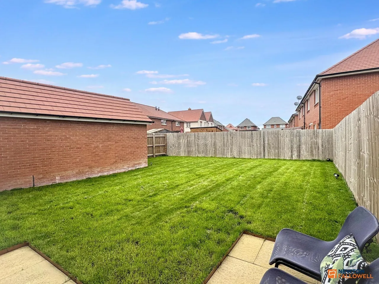 Lower Farm Road, Hugglescote, LE67, photo 31