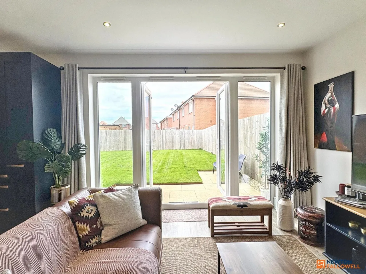Lower Farm Road, Hugglescote, LE67, photo 12