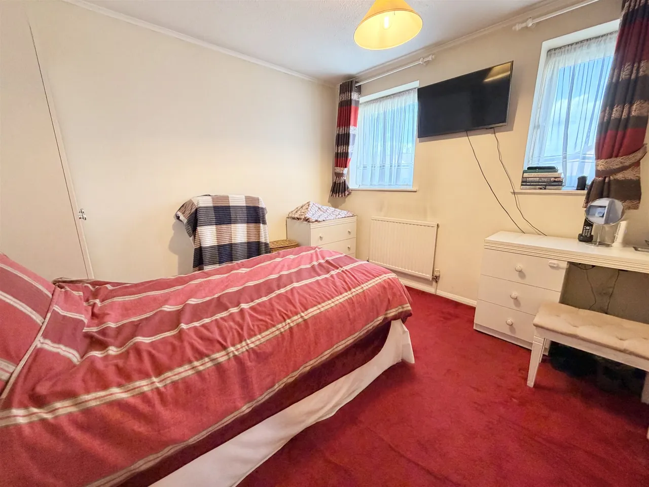 Blunden Close, Romford, RM8, photo 7