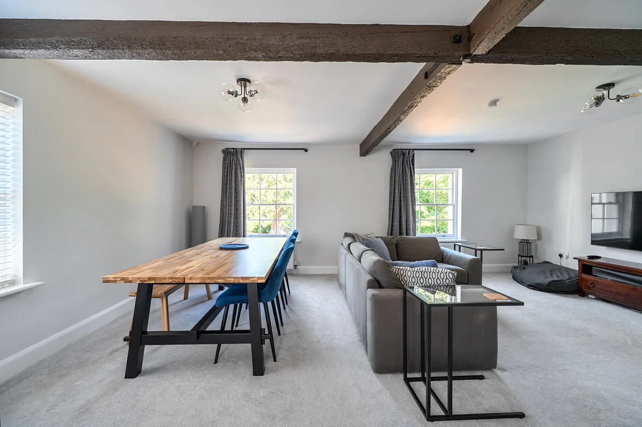 Harefield Grove, Cheltenham, GL50, photo 13