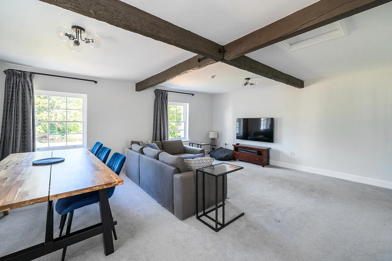 Harefield Grove, Cheltenham, GL50, photo 15