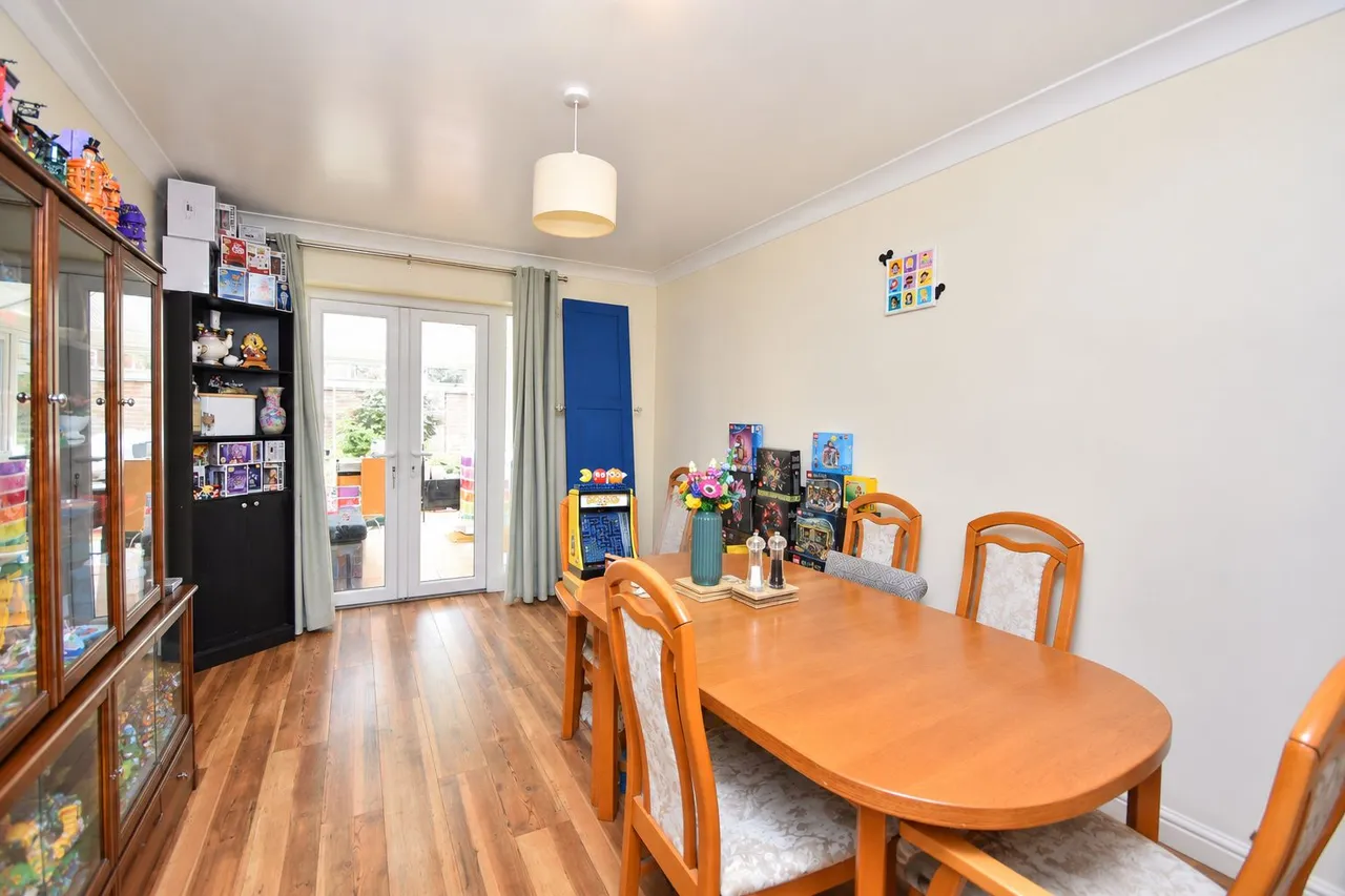 Ladymead Close, Northampton, NN4, photo 6