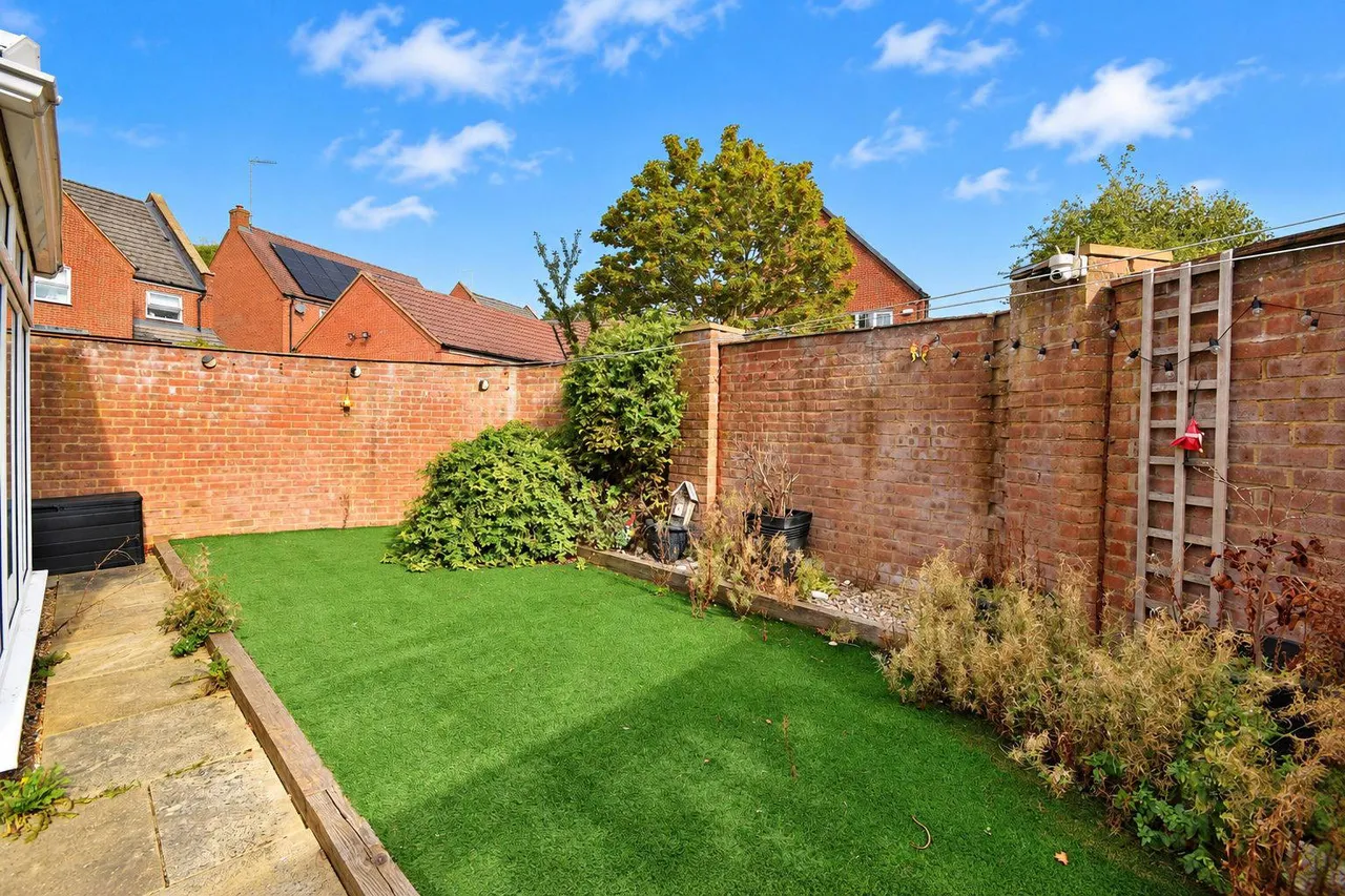 Ladymead Close, Northampton, NN4, photo 18