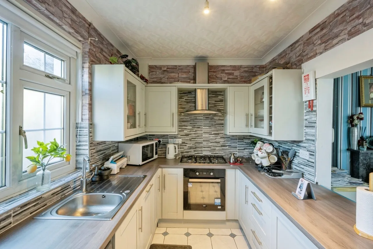 Balfour Road, Bentley, Doncaster, South Yorkshire, DN5, photo 9