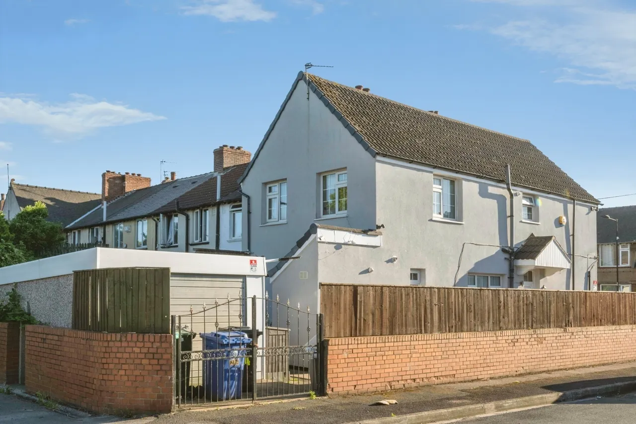 3 bed house for sale — Balfour Road, Bentley, Doncaster, South Yorkshire, DN5