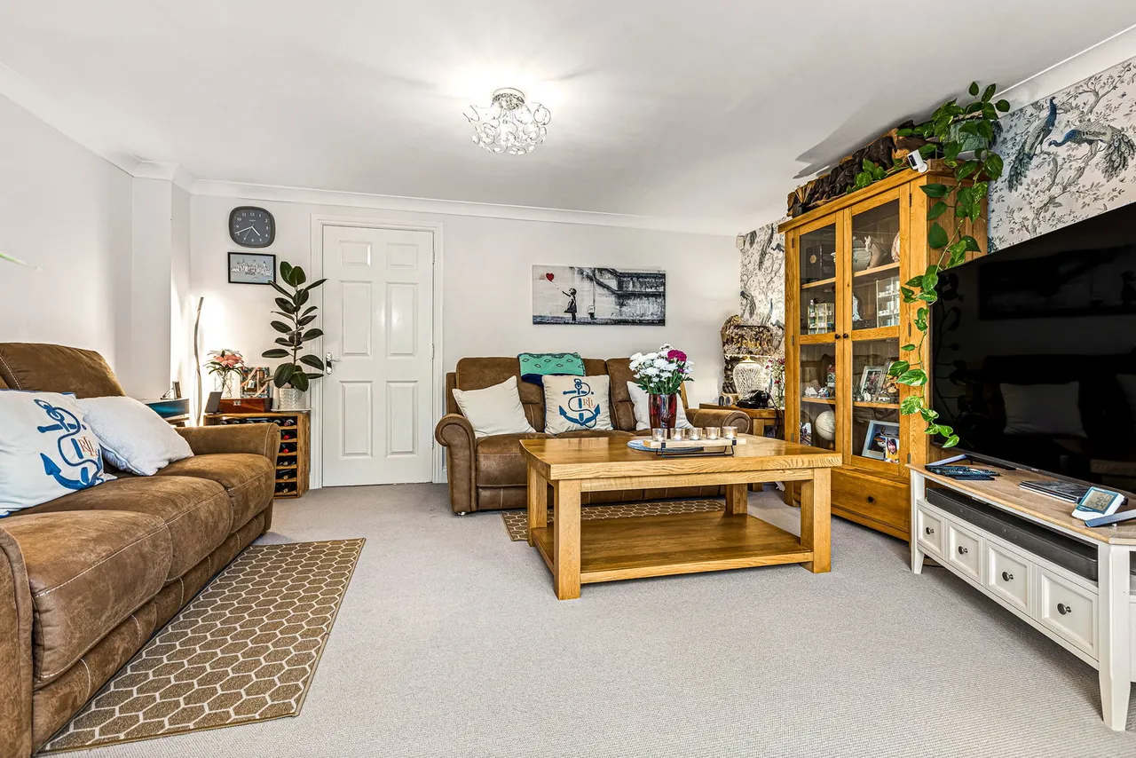 Fosse Close, Burbage, LE10, photo 8