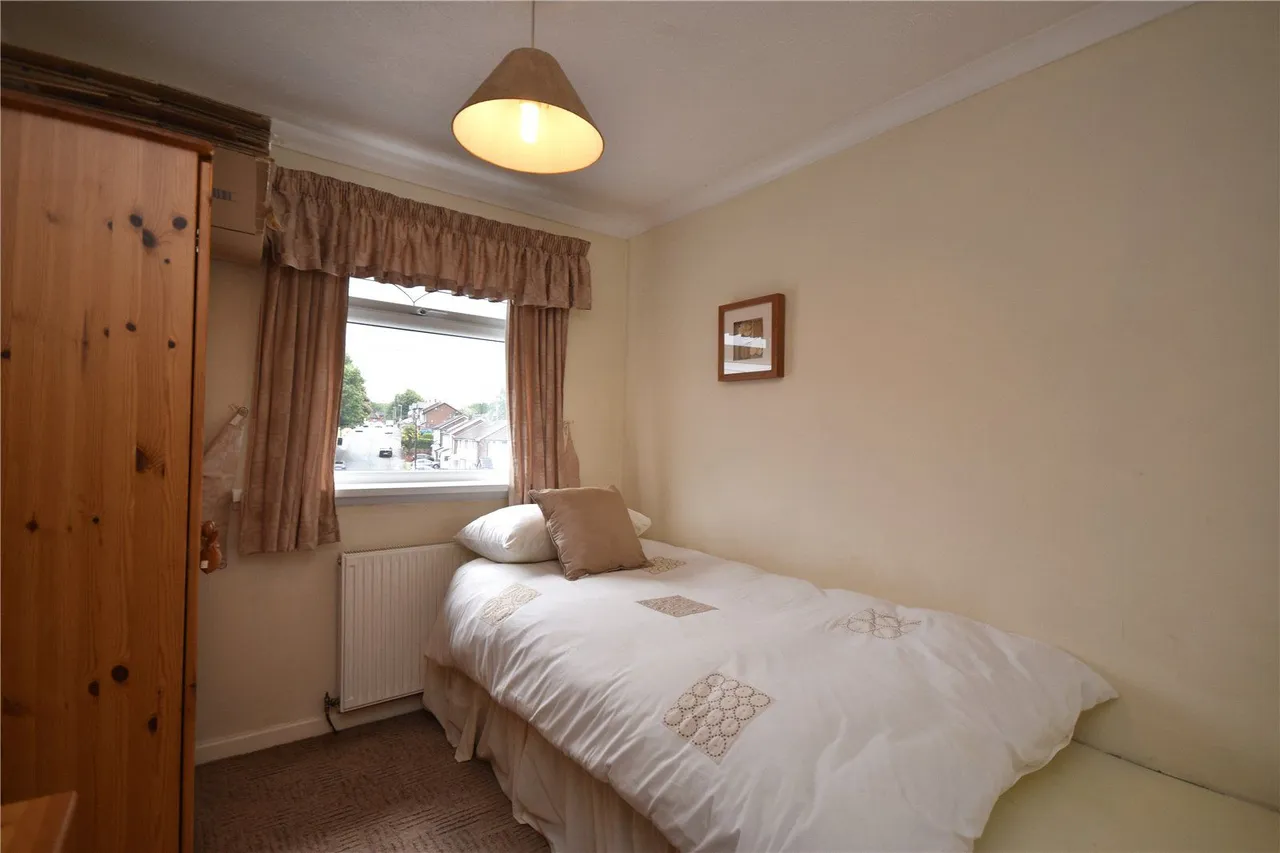 Cornish Way, Royton, OL2, photo 14