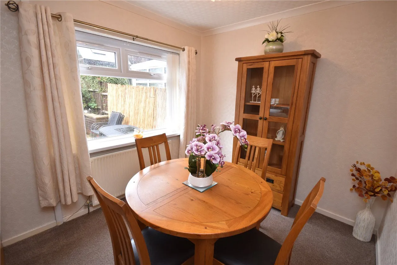Cornish Way, Royton, OL2, photo 8