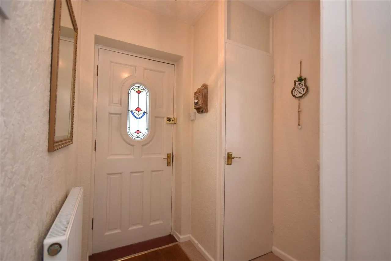 Cornish Way, Royton, OL2, photo 9