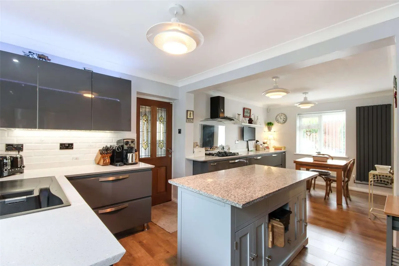 Gills Green, Cranbrook, Kent, TN18 5ET, photo 3
