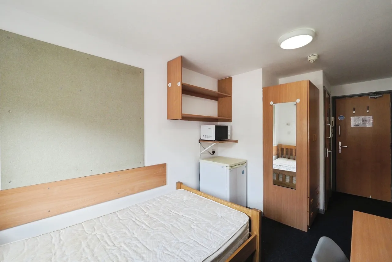 58-60 Woodgate, Loughborough, photo 8