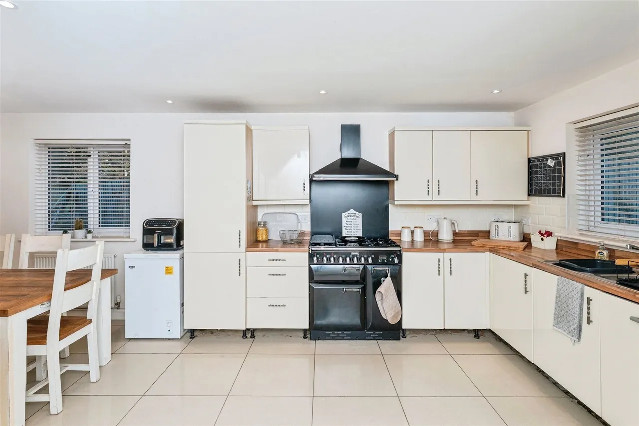 Oak Drive, Penyffordd, CH4, photo 5