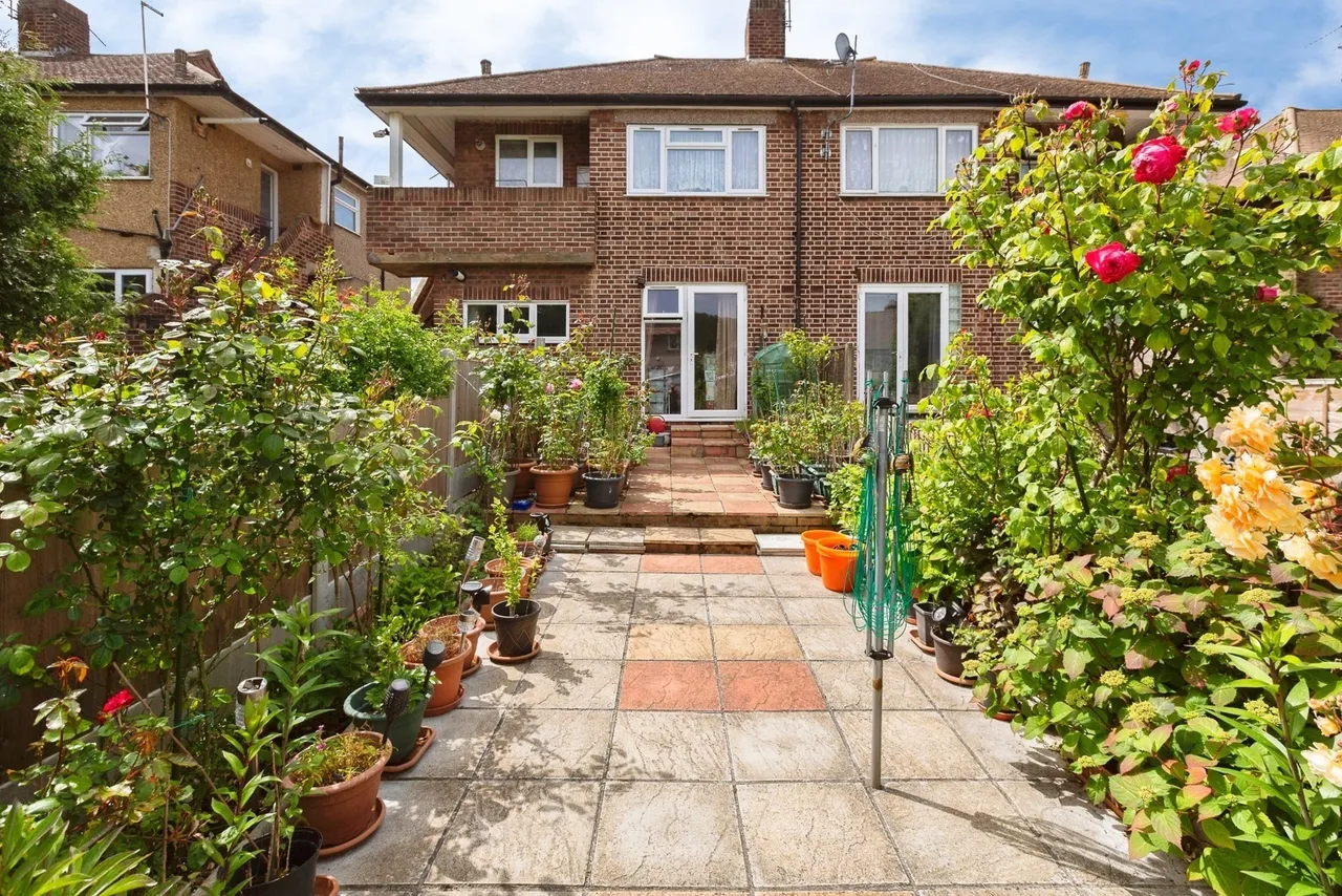 Fullwell Avenue, Ilford, IG5, photo 16