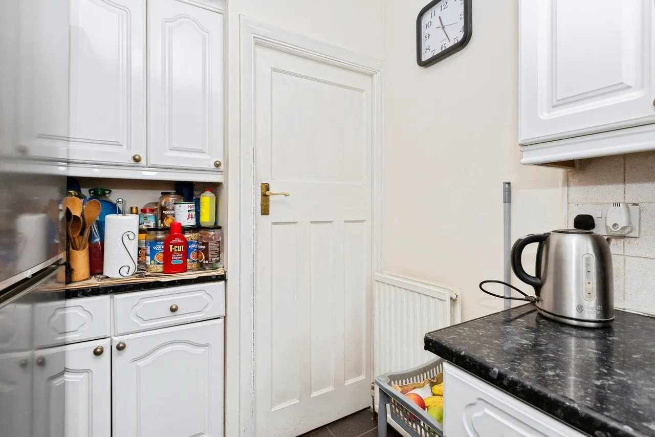 Fullwell Avenue, Ilford, IG5, photo 9