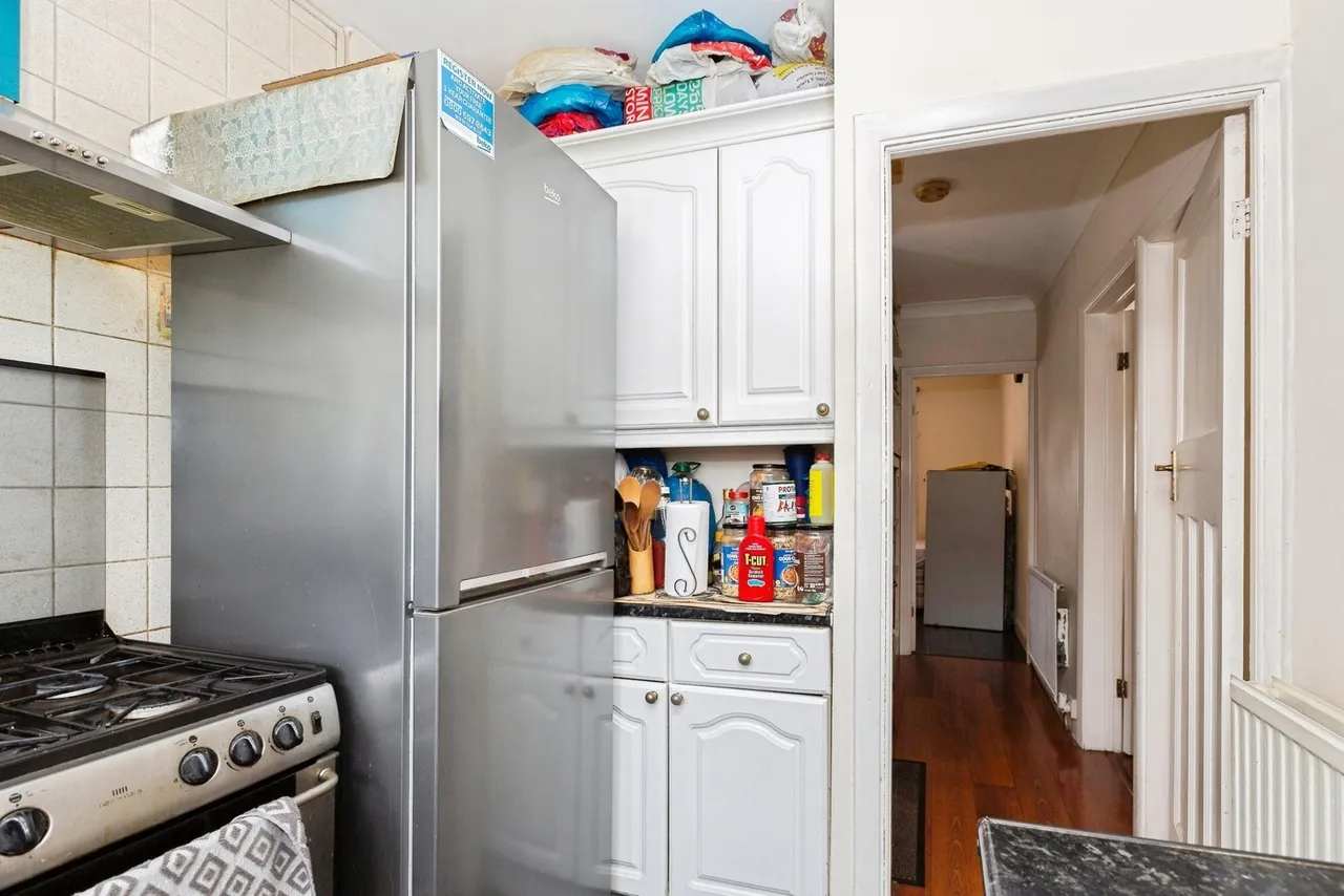 Fullwell Avenue, Ilford, IG5, photo 8