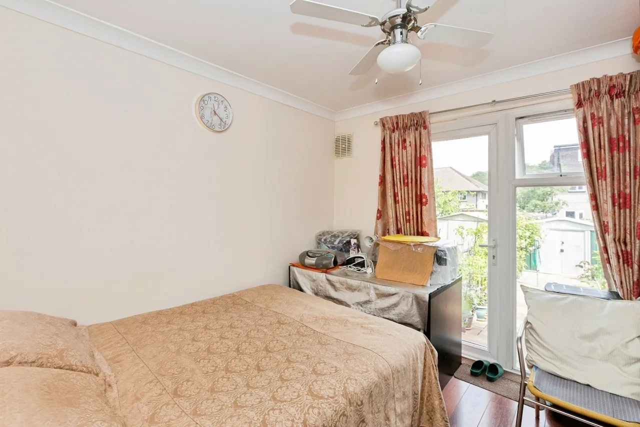Fullwell Avenue, Ilford, IG5, photo 11