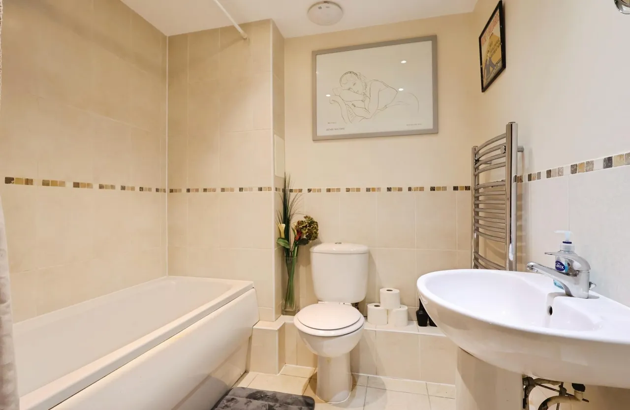 Whinbush Road, Hitchin, SG5, photo 17