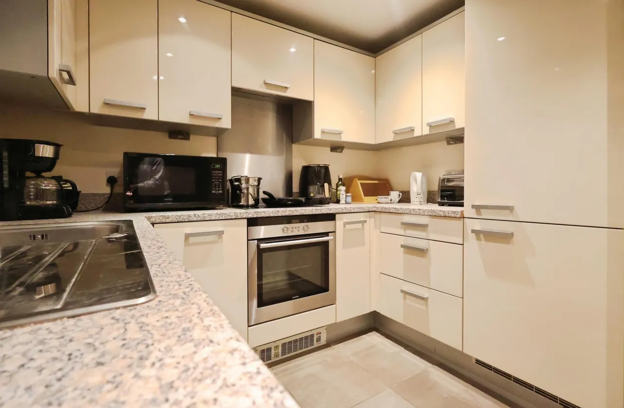 Whinbush Road, Hitchin, SG5, photo 3